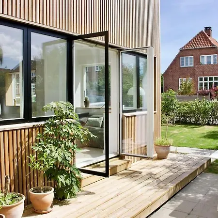 Villa House In Beautiful Kopenhag